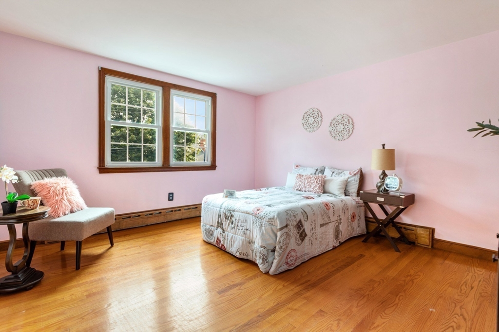 28 Cumberland Road Reading, MA 01867 - Photo 19 of 36 Gallery Image 19