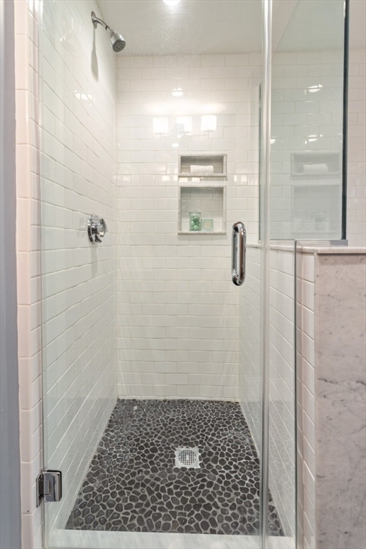 28 Cumberland Road Reading, MA 01867 - Photo 22 of 36 Gallery Image 22