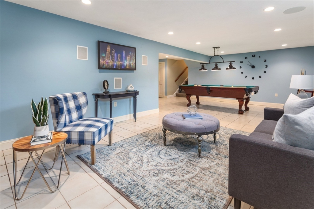28 Cumberland Road Reading, MA 01867 - Photo 31 of 36 Gallery Image 31