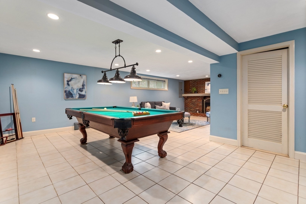 28 Cumberland Road Reading, MA 01867 - Photo 32 of 36 Gallery Image 32