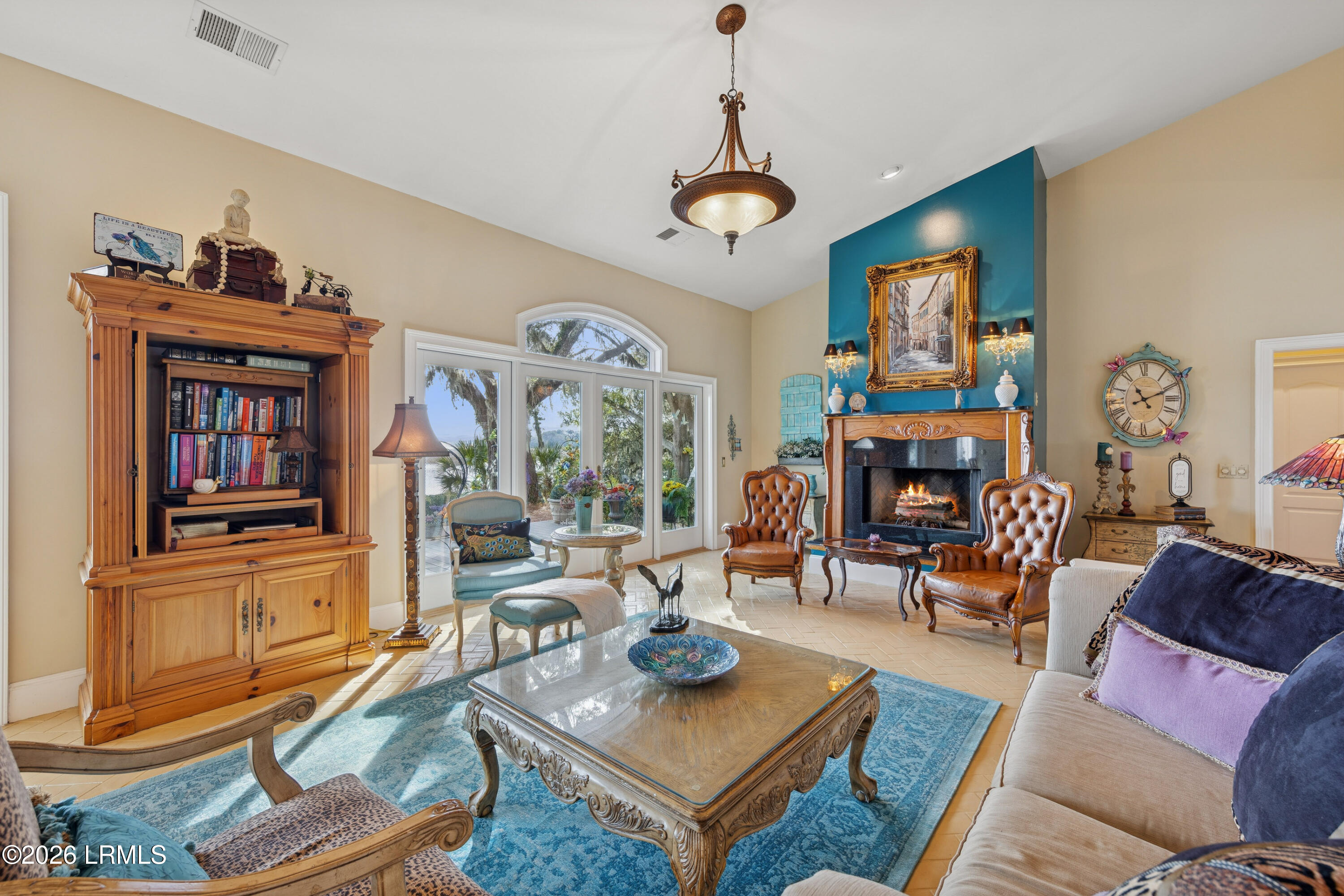 23 Hayfield Road Bluffton, SC 29909 - Photo 4 of 51 23HayfieldRoad-IslandHouseMedia-0013
