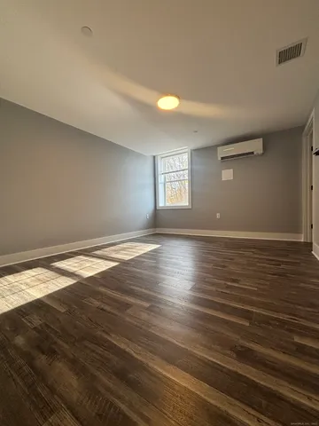 $1,525 | 303 Norwich-New London Turnpike, Unit D, Montville, CT 06382