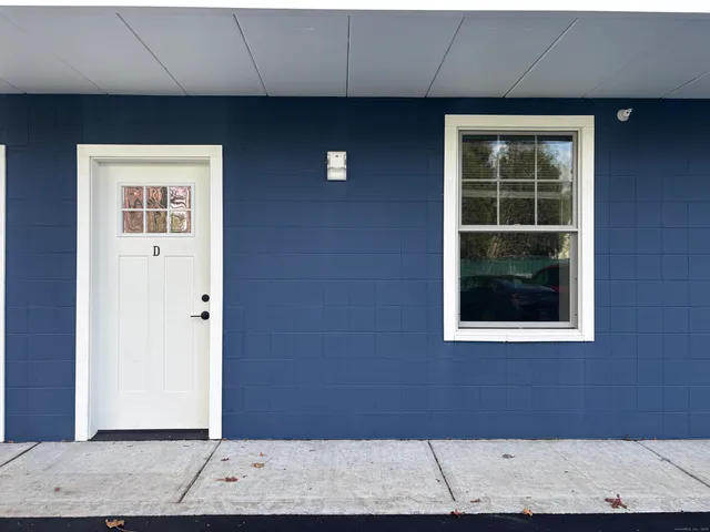 $1,525 | 303 Norwich-New London Turnpike, Unit D, Montville, CT 06382