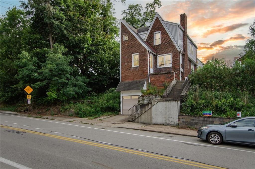 1934 Noblestown Road Pittsburgh, PA 15205 - Photo 3 of 24 Gallery Image 3