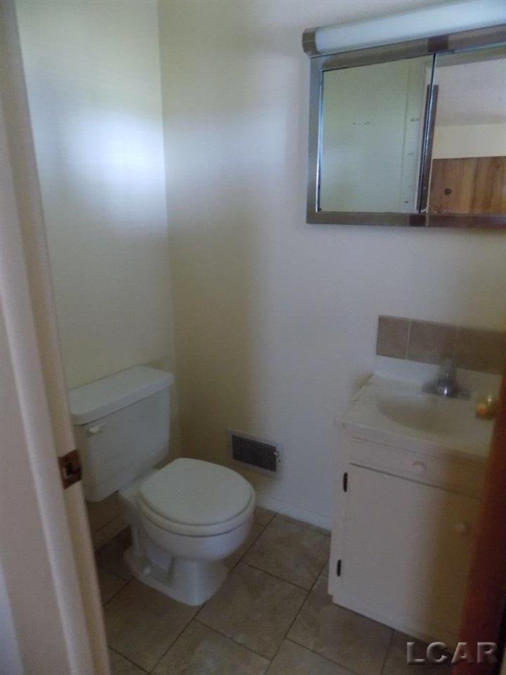 2206 West Beecher Road Adrian, MI 49221 - Photo 23 of 26