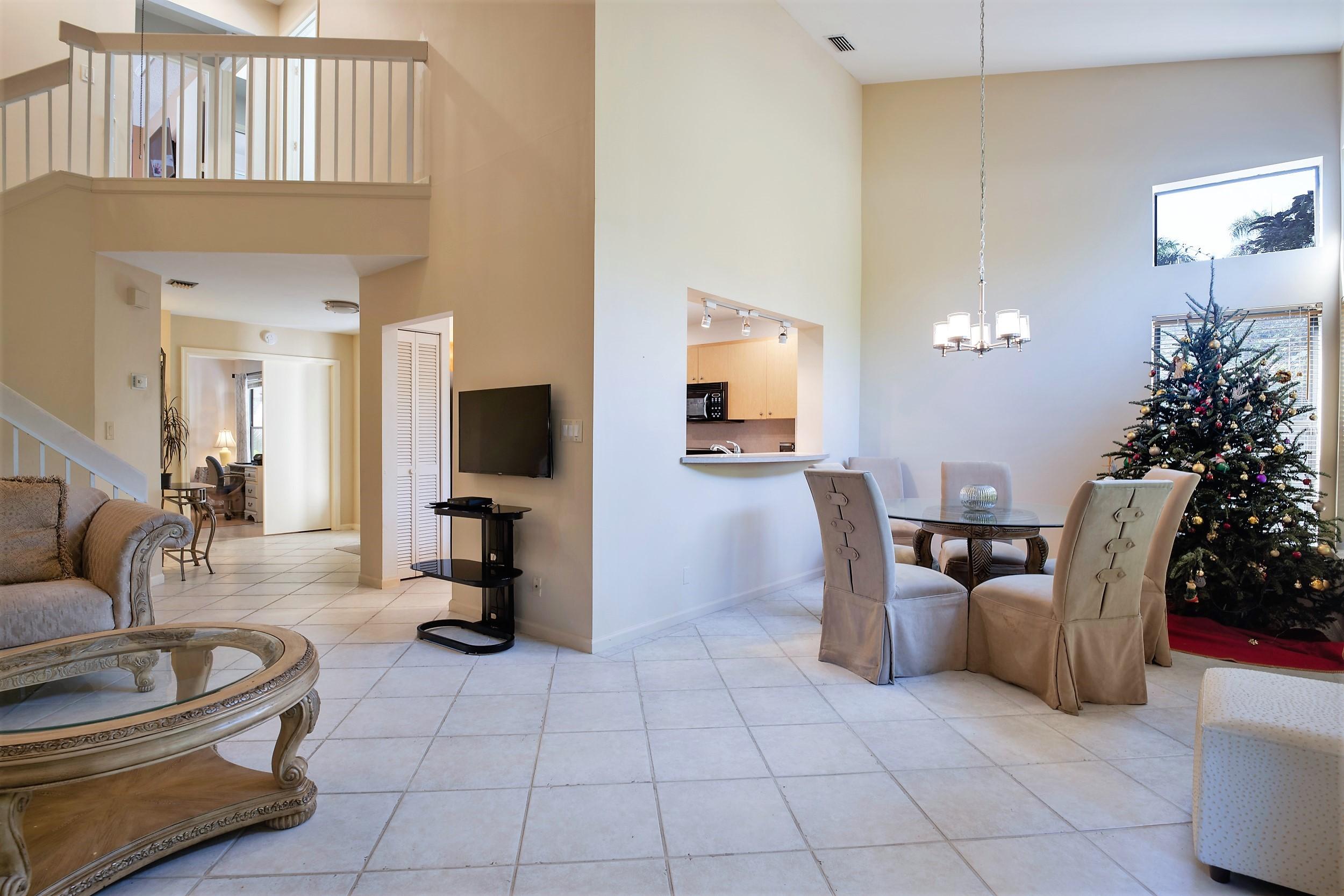 5529 Croydon Court Boca Raton, FL 33486 - Photo 9 of 30 View looking into dining room