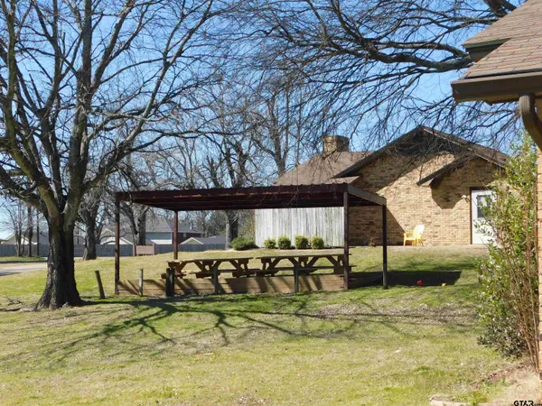$1,375 | 602 East South Street, Unit 8, Lindale, TX 75771