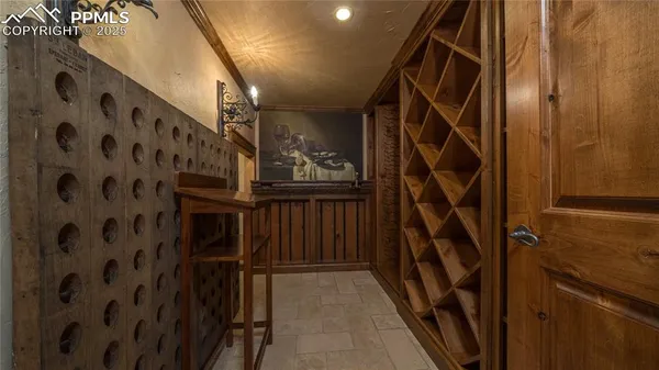 a view of entryway with a front door