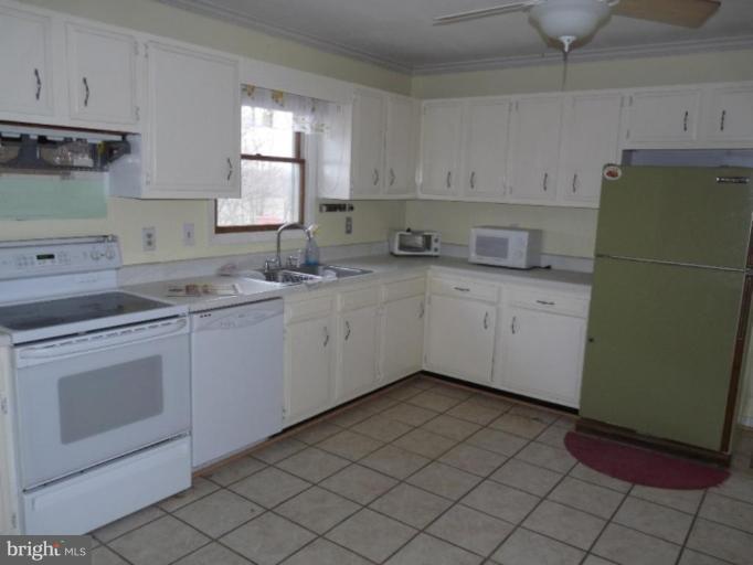 9021 Dollyhyde Road Union Bridge, MD 21791 - Photo 5 of 7 Kitchen
