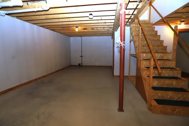 $289,000 | 25 Juniper Street, Newport, VT 05855