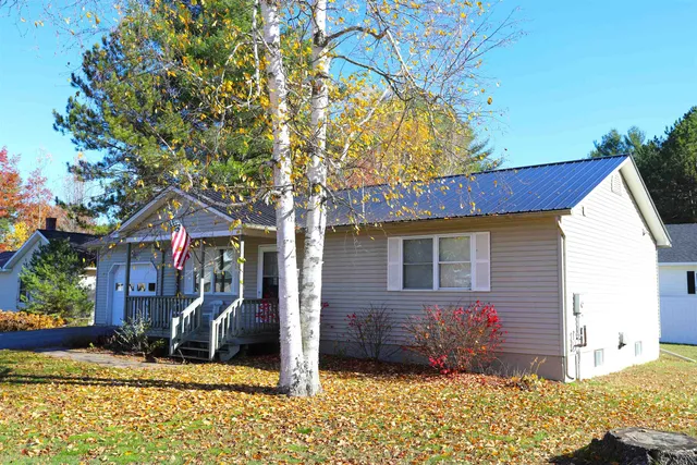 $289,000 | 25 Juniper Street, Newport, VT 05855