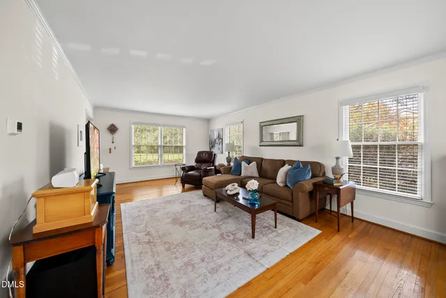 a view of living room