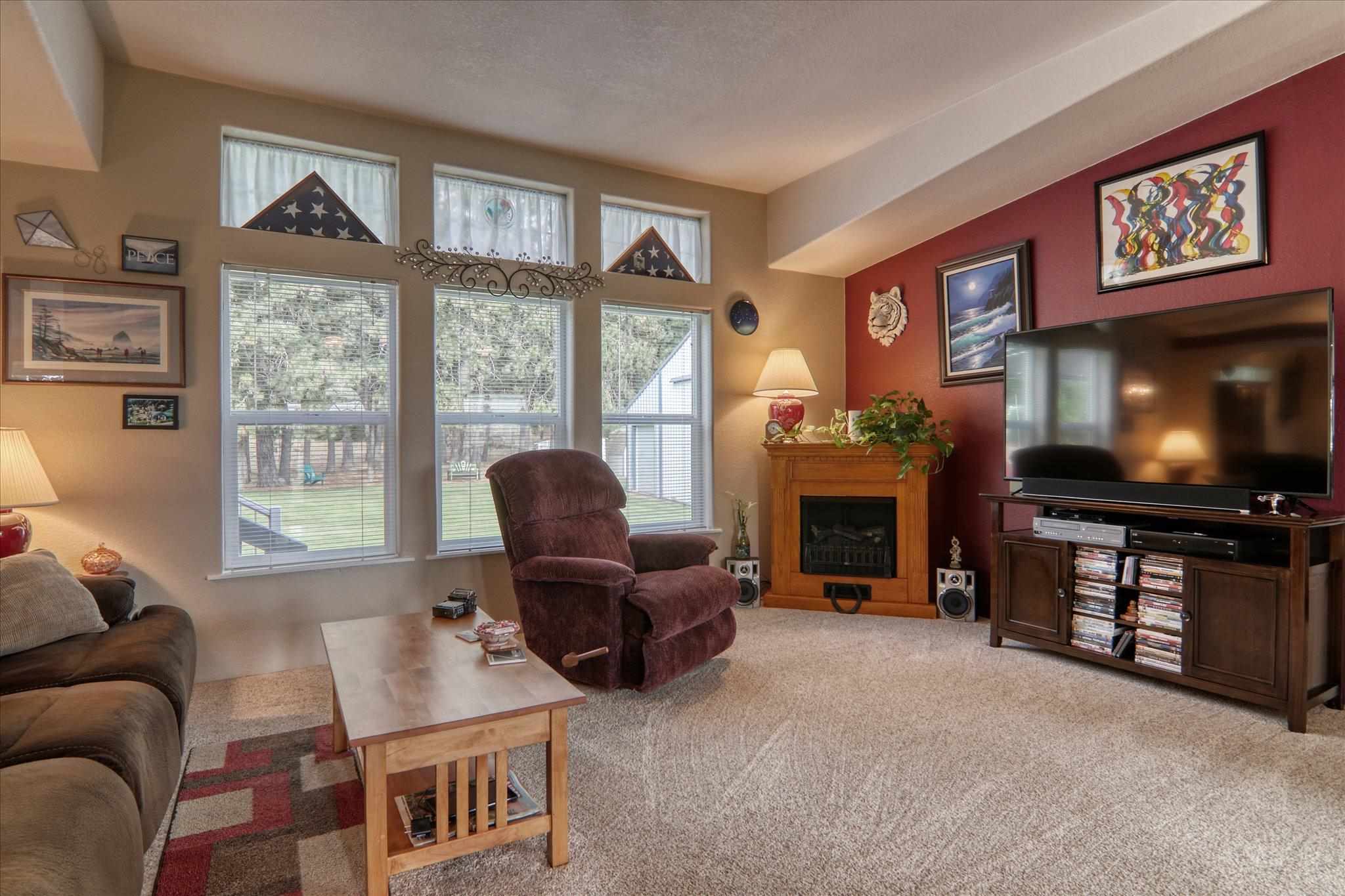 8508 South Cedar Road Spokane, WA 99224 - Photo 3 of 40