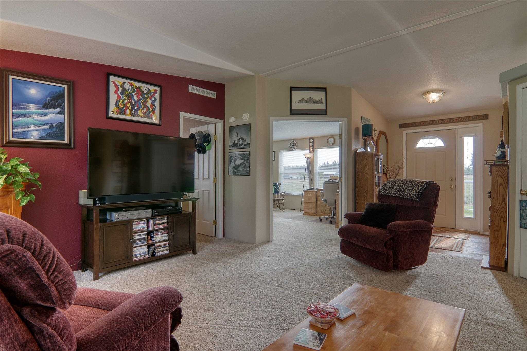 8508 South Cedar Road Spokane, WA 99224 - Photo 4 of 40