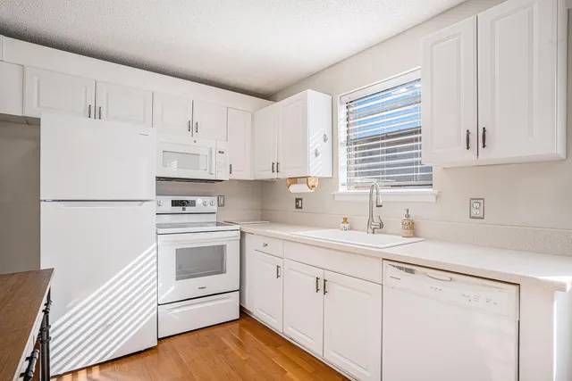 $265,000 | 415 Parkdale Drive, Unit 14D, Charleston, SC 29414