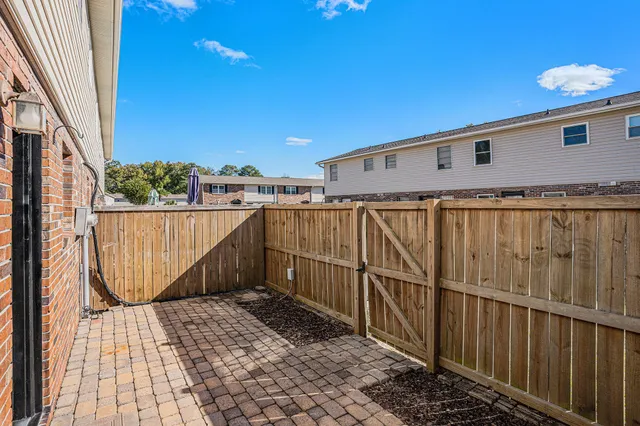 $265,000 | 415 Parkdale Drive, Unit 14D, Charleston, SC 29414