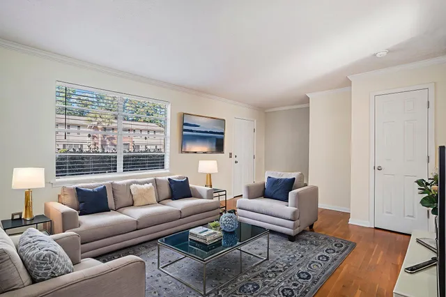 $265,000 | 415 Parkdale Drive, Unit 14D, Charleston, SC 29414