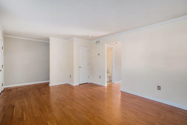 $265,000 | 415 Parkdale Drive, Unit 14D, Charleston, SC 29414