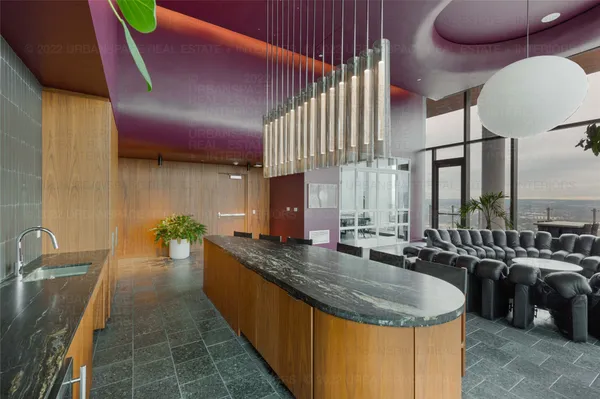 a picture of a black and white photo