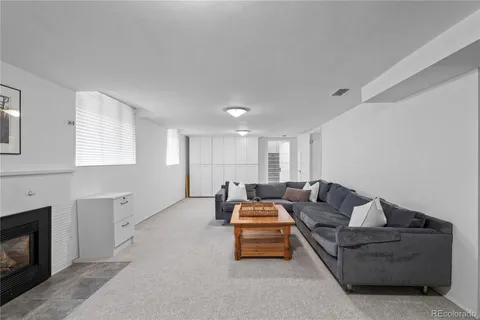 $725,000 | 1121 Hudson Street, Denver, CO 80220