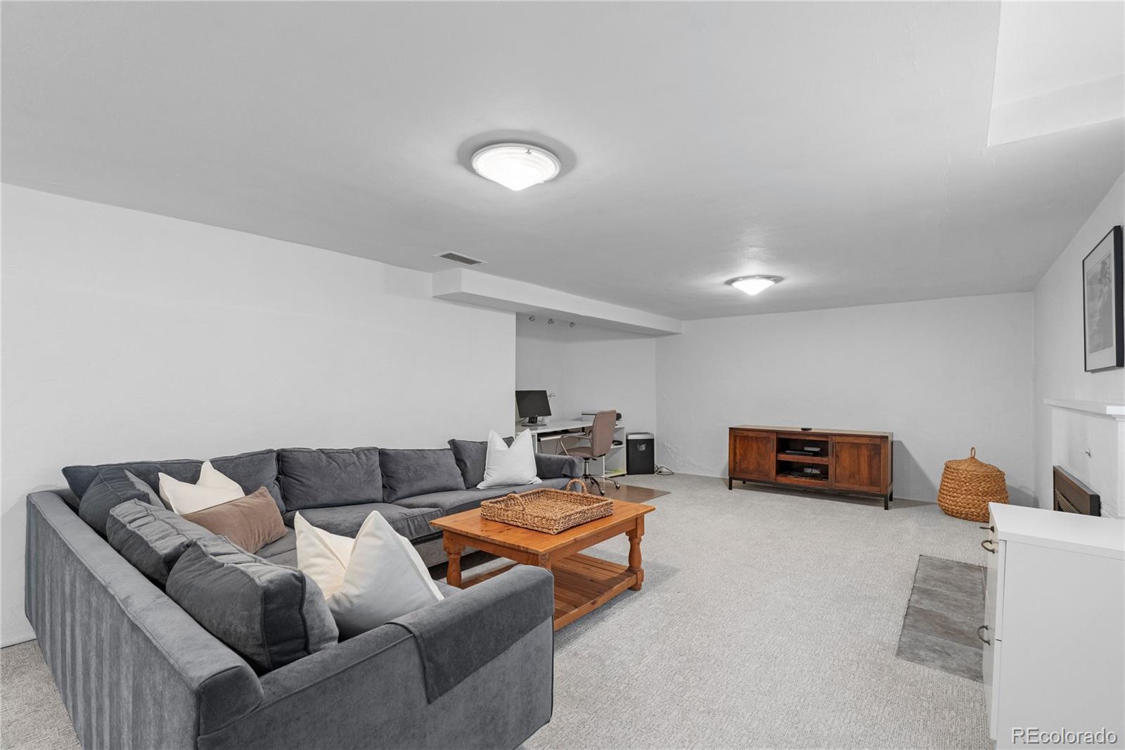 1121 Hudson Street Denver, CO 80220 - Photo 26 of 45