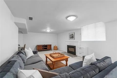 $725,000 | 1121 Hudson Street, Denver, CO 80220