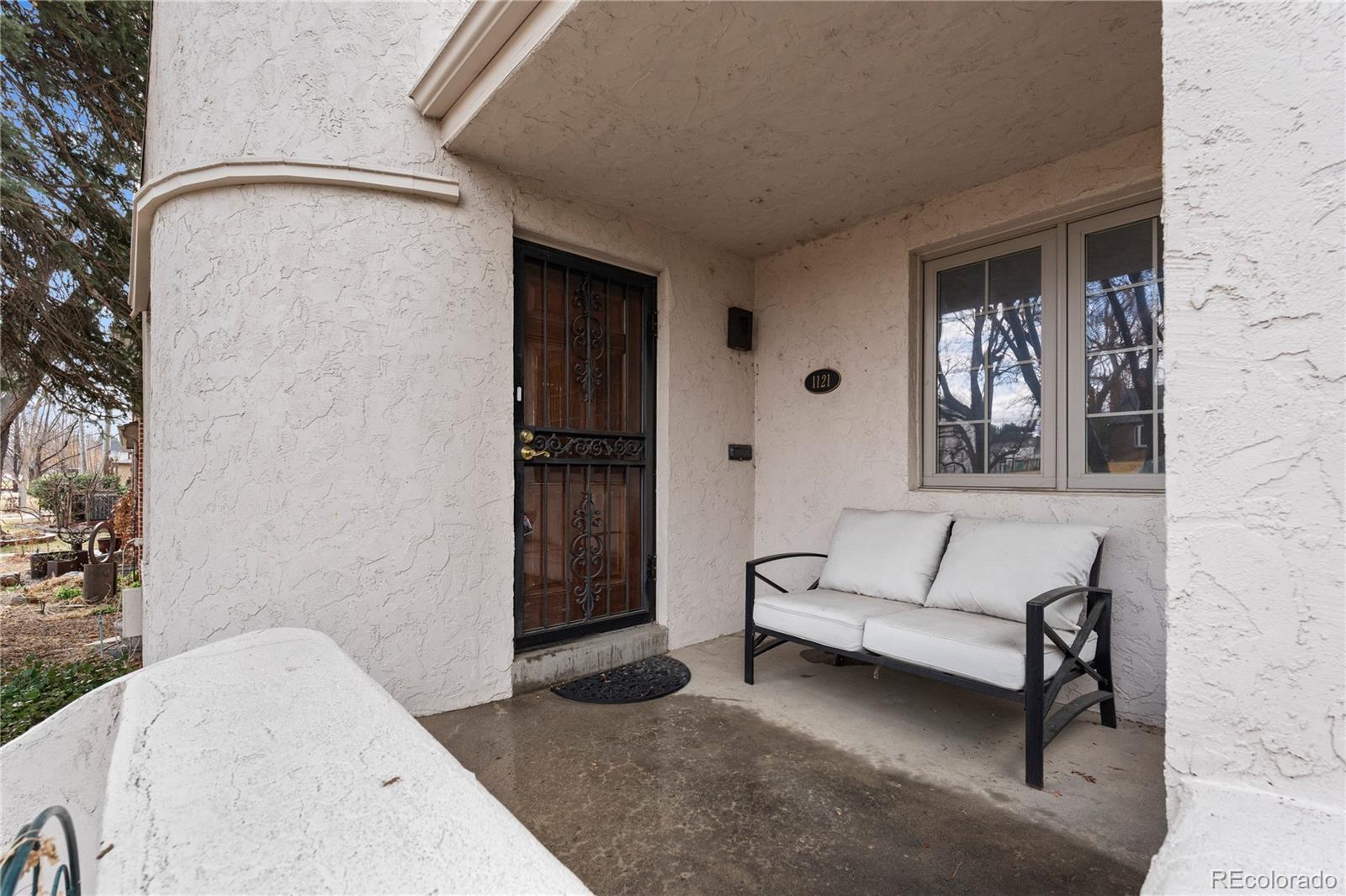 1121 Hudson Street Denver, CO 80220 - Photo 3 of 45