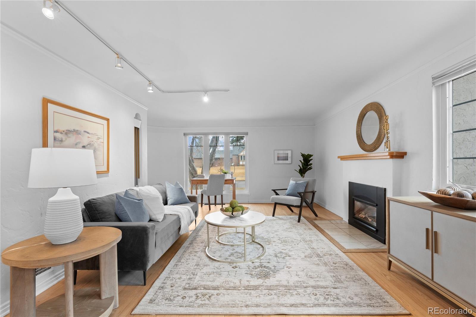 1121 Hudson Street Denver, CO 80220 - Photo 5 of 45