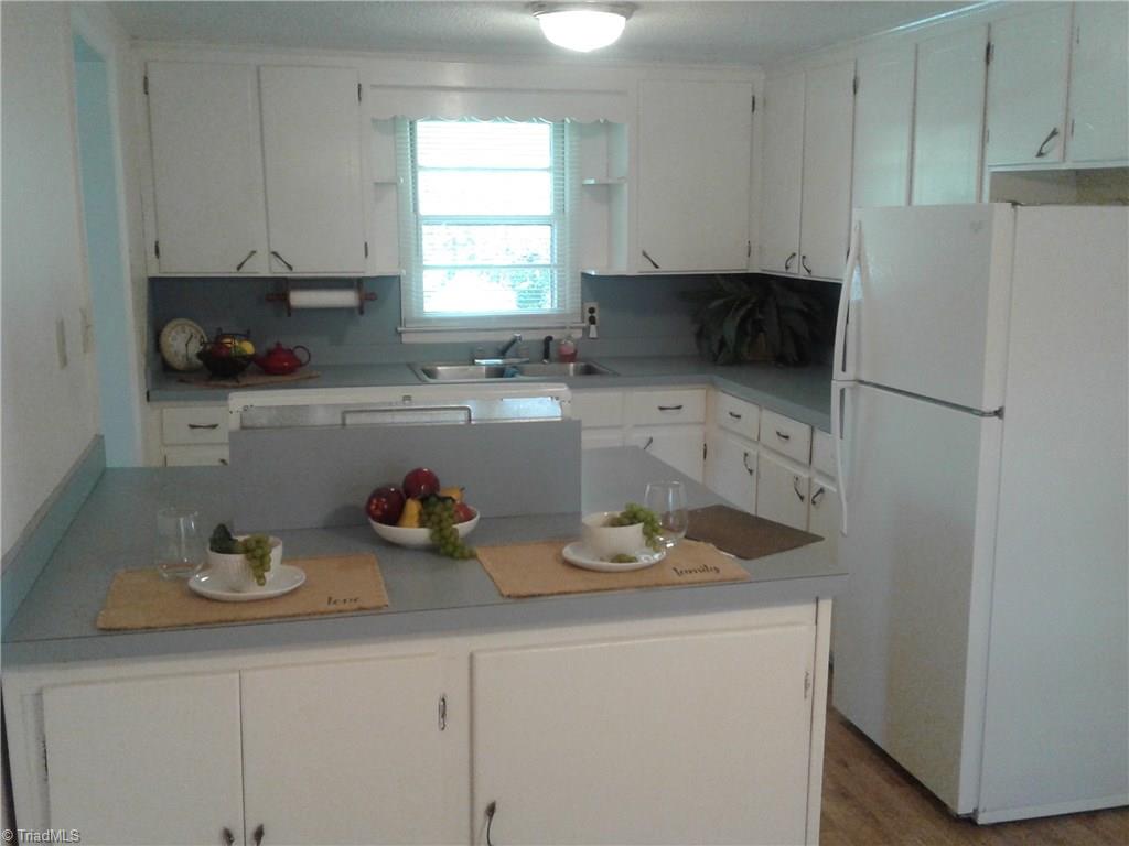 204 McKay Road Seagrove, NC 27341 - Photo 14 of 25 Gallery Image 14