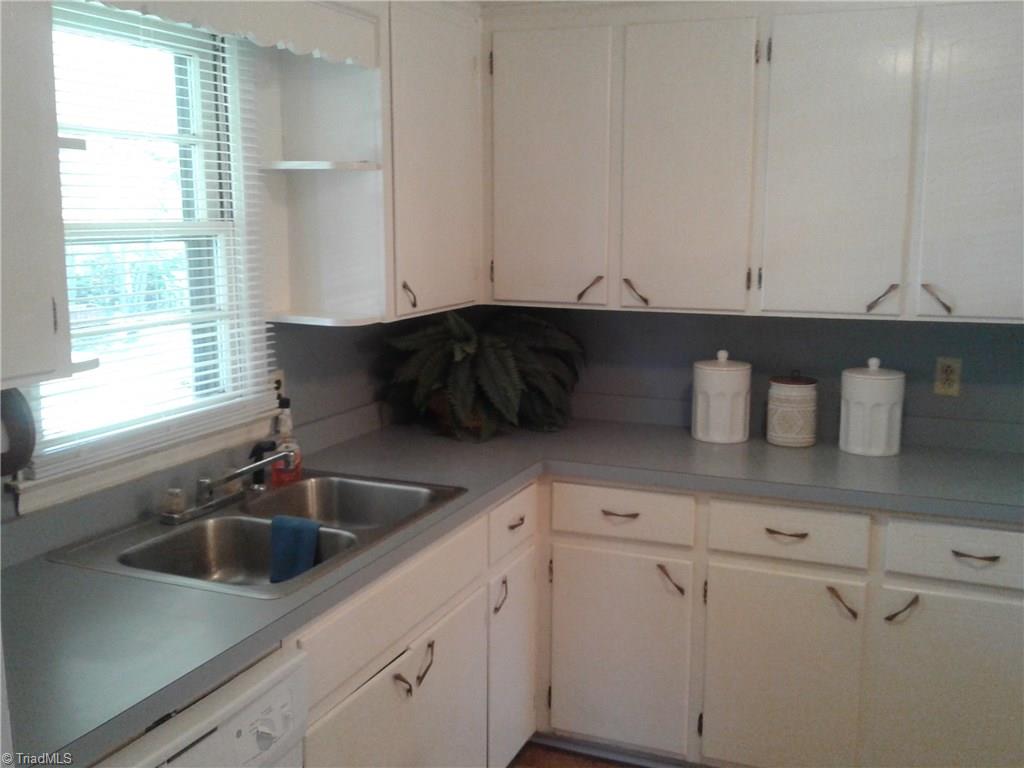 204 McKay Road Seagrove, NC 27341 - Photo 16 of 25 Gallery Image 16