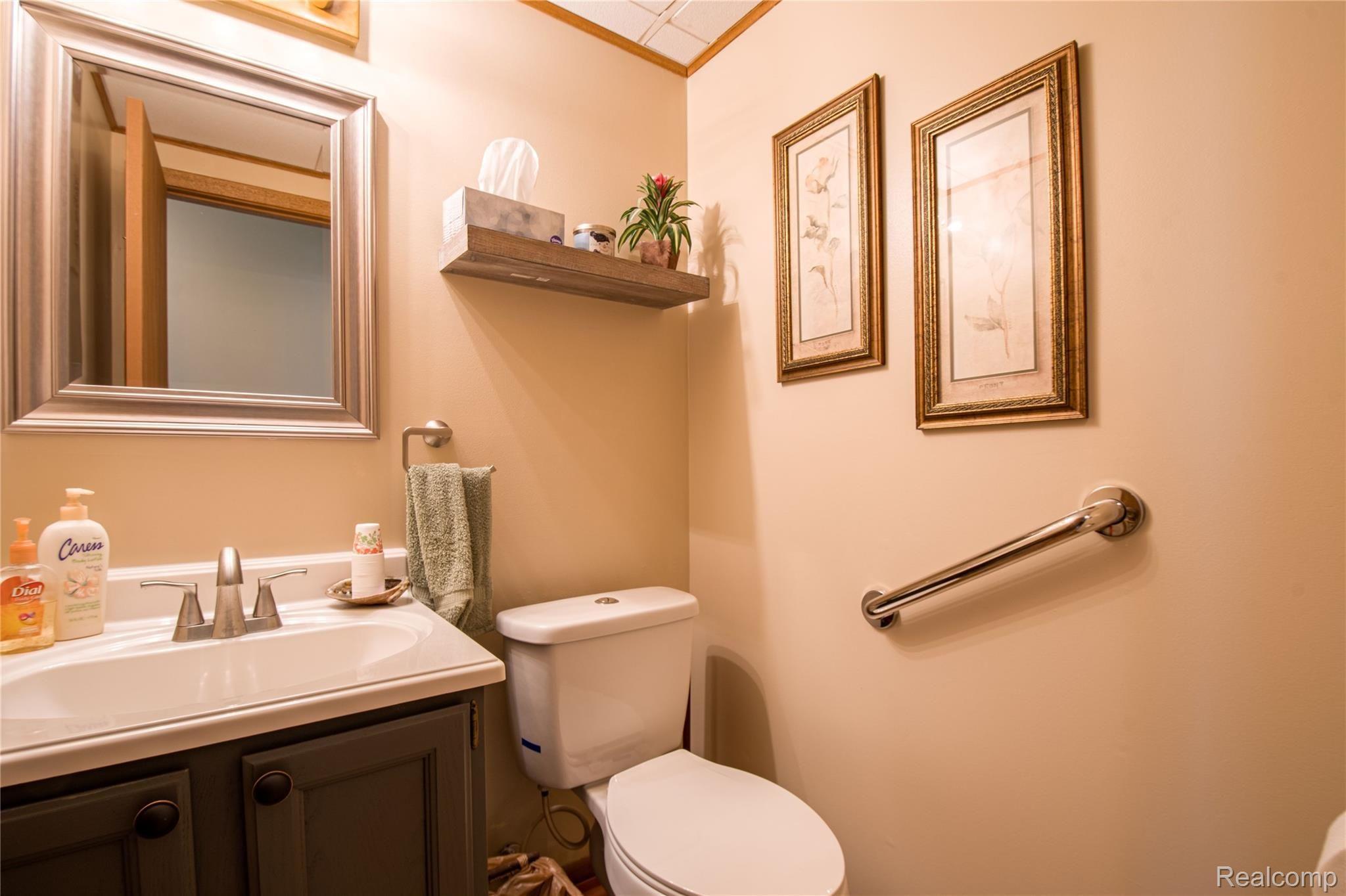 7 6200 Rivers Edge HDR24.jpg