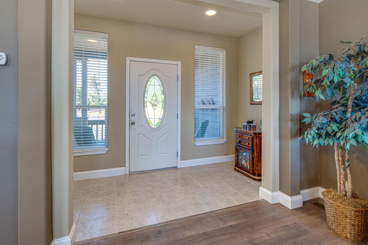 5532 Southwest Rim Road Terrebonne, OR 97760 - Photo 25 of 67 Entry Area