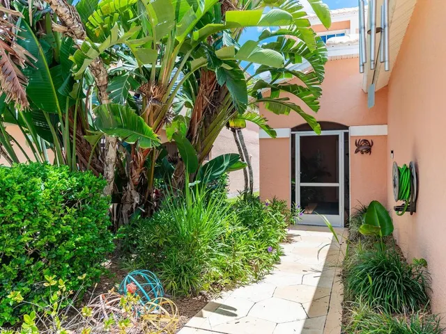 $3,500 | 172 Eveningstar Cay, Naples, FL 34114