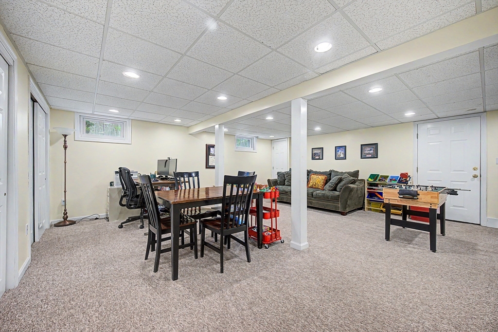 1 Coburn Road Hopkinton, MA 01748 - Photo 33 of 42