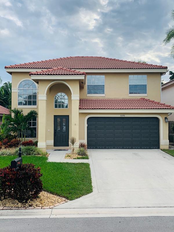 10198 Breezeway Place Boca Raton, FL 33428 - Photo 1 of 31 Front Exterior