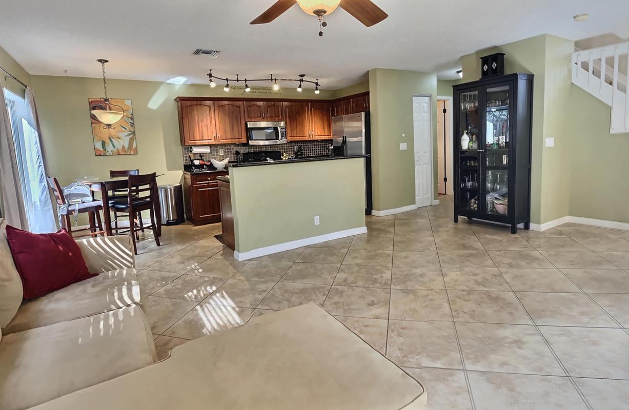 10198 Breezeway Place Boca Raton, FL 33428 - Photo 13 of 31 13
