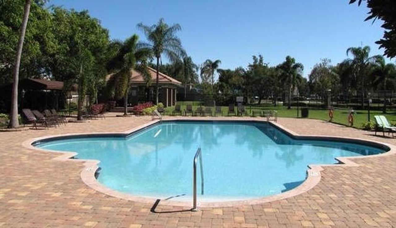 10198 Breezeway Place Boca Raton, FL 33428 - Photo 29 of 31 29