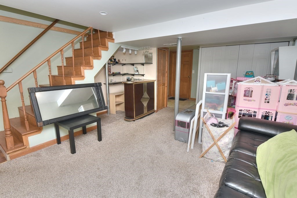 4 Anthony Road Tewksbury, MA 01876 - Photo 23 of 31 Gallery Image 23