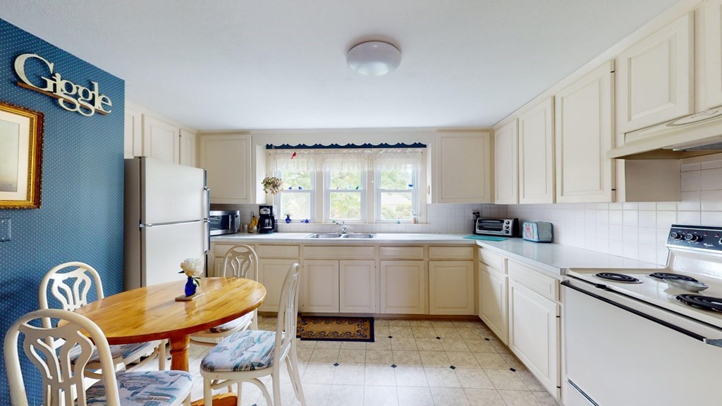 1 Stiles Road Yarmouth, MA 02664 - Photo 10 of 34 Gallery Image 10