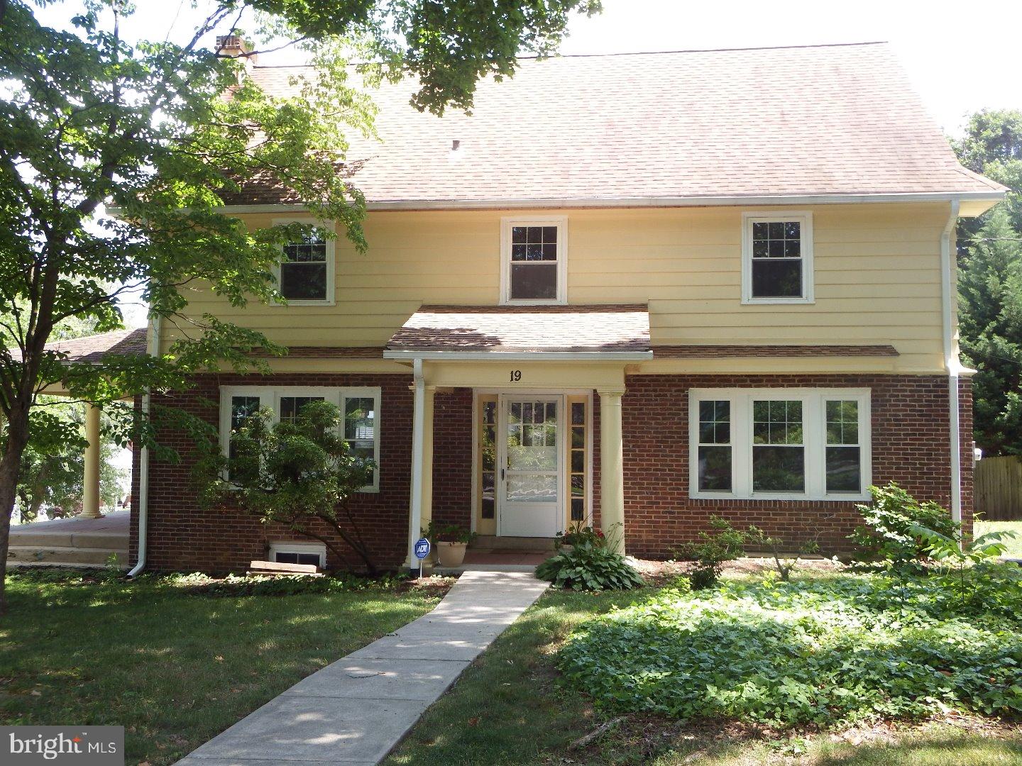 19 North Hillcrest Road Springfield, PA 19064 - Photo 1 of 12