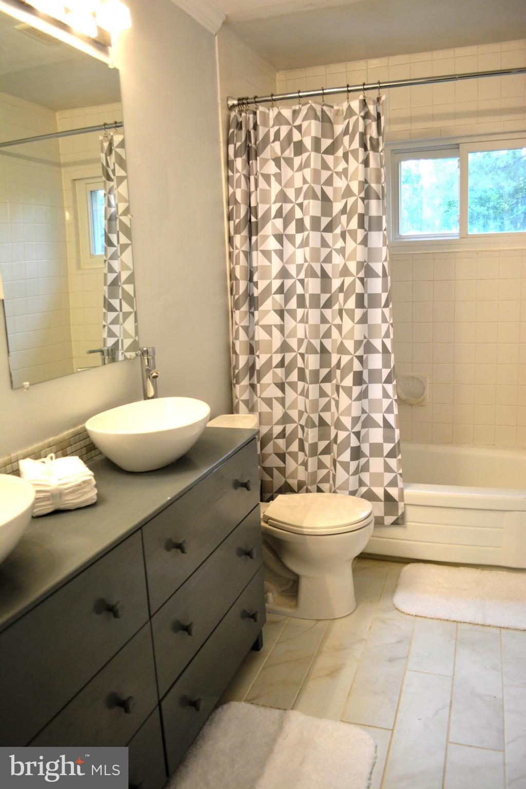 114 Walgrove Road Reisterstown, MD 21136 - Photo 16 of 30 Upper Level Bathroom-NEW