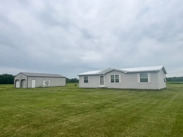$251,000 | 10148 South 210 East, Monon, IN 47959