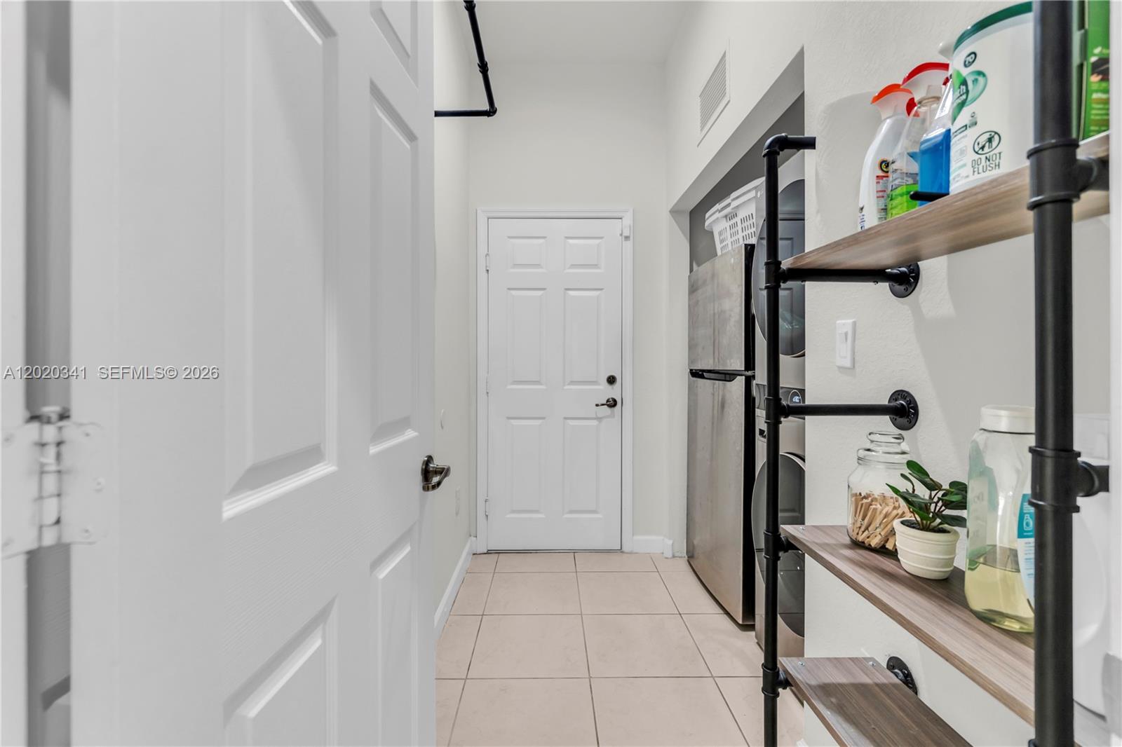 17064 Southwest 90th Way Miami, FL 33196 - Photo 28 of 36