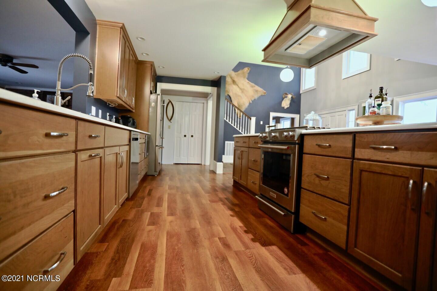 650 North Fort Bragg Road Southern Pines, NC 28387 - Photo 4 of 18 1628169697104