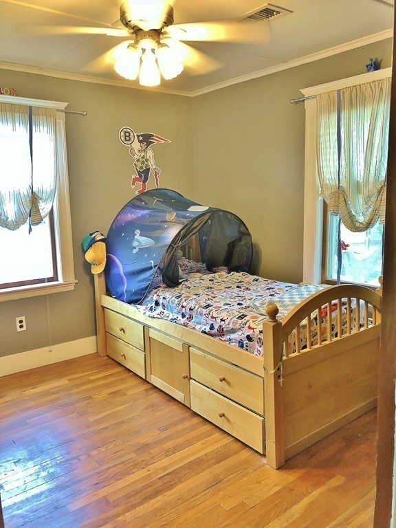 19 Endicott Road Stoneham, MA 02180 - Photo 20 of 29 Gallery Image 20
