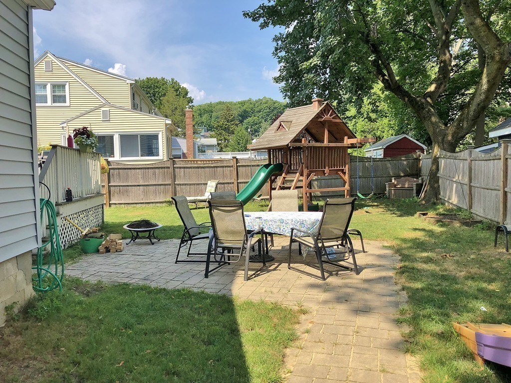 19 Endicott Road Stoneham, MA 02180 - Photo 27 of 29 Gallery Image 27