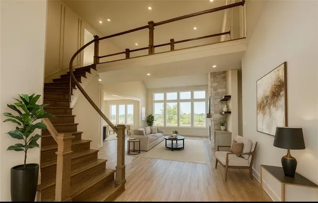 $827,235 | 6039 Apache Drive, Shawnee, KS 66226