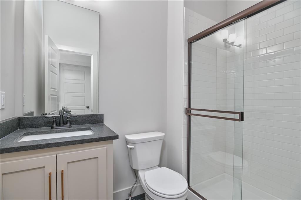 6039 Apache Drive Shawnee, KS 66226 - Photo 36 of 48