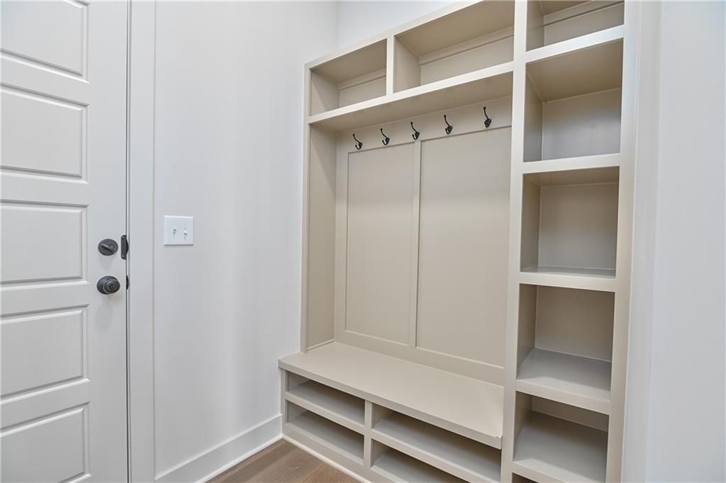 6039 Apache Drive Shawnee, KS 66226 - Photo 37 of 48