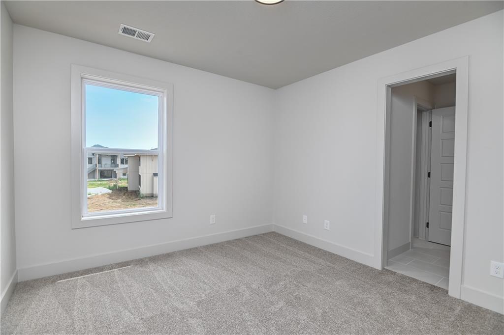 6039 Apache Drive Shawnee, KS 66226 - Photo 43 of 48